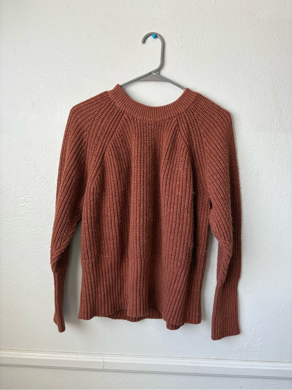 Universal Thread / Old Navy Women's Chunky Crewneck Sweater - Rust Brown